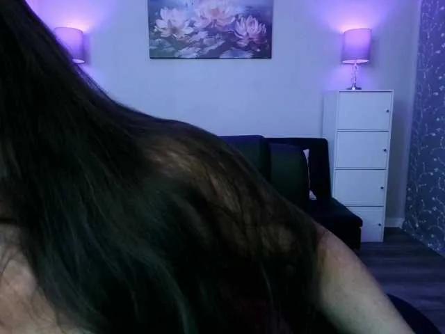 Freechat Milf-Samie on BongaCams