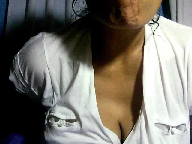 Offline MIRANDAW on BongaCams