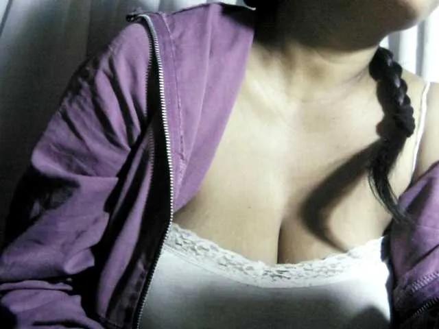 Offline MIRANDAW on BongaCams