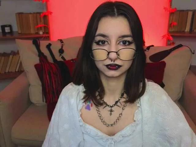 Offline MistressMarcelline on BongaCams