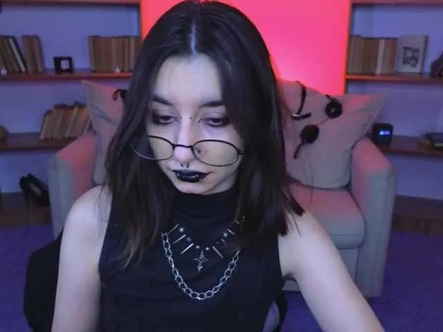 Offline MistressMarcelline on BongaCams