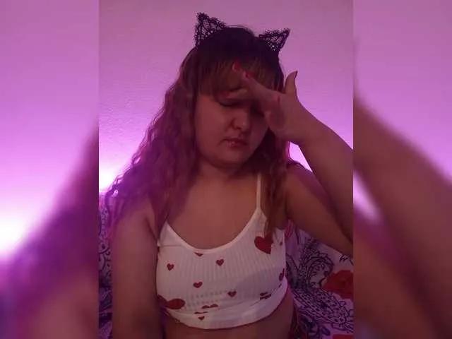 Offline Molly-Janette on BongaCams