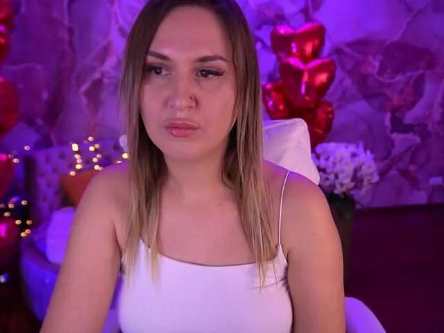 Freechat MollyWild on BongaCams