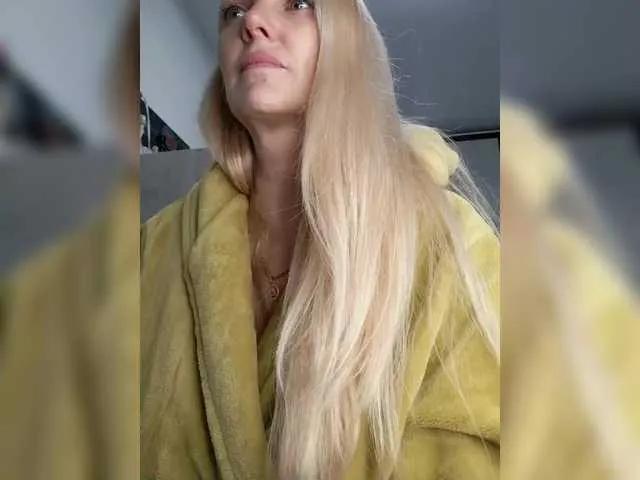 Offline MonnaSky on BongaCams