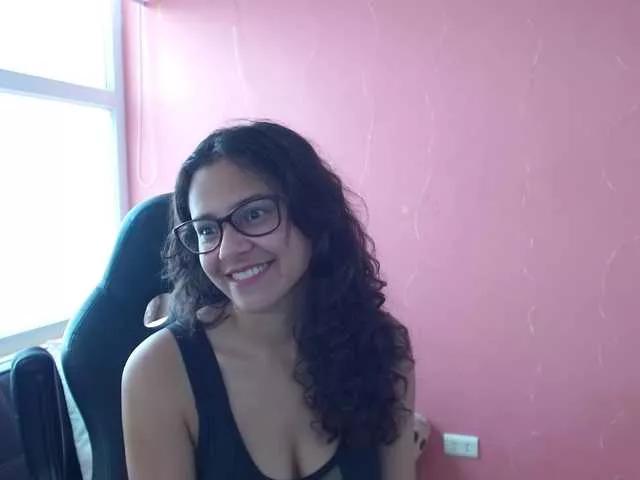 Freechat morahaze on BongaCams