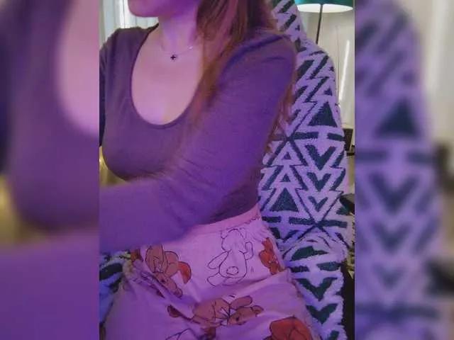 Offline MyLittlegi on BongaCams