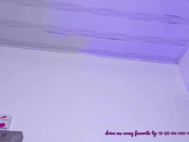 Offline nahomiblakee on BongaCams