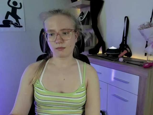 Offline NancyErotic on BongaCams