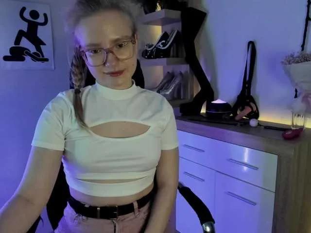 Offline NancyErotic on BongaCams