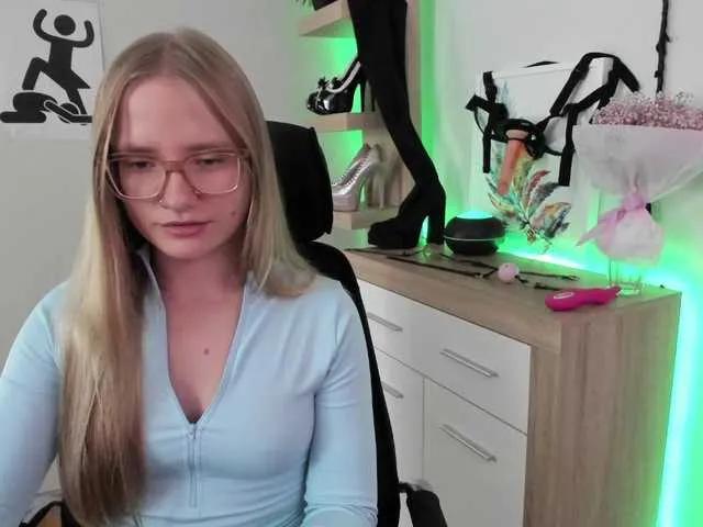 Offline NancyErotic on BongaCams