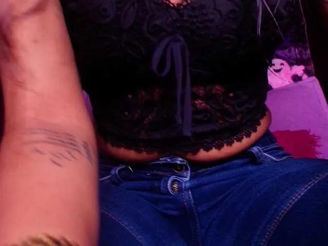 Offline naomi-k on BongaCams