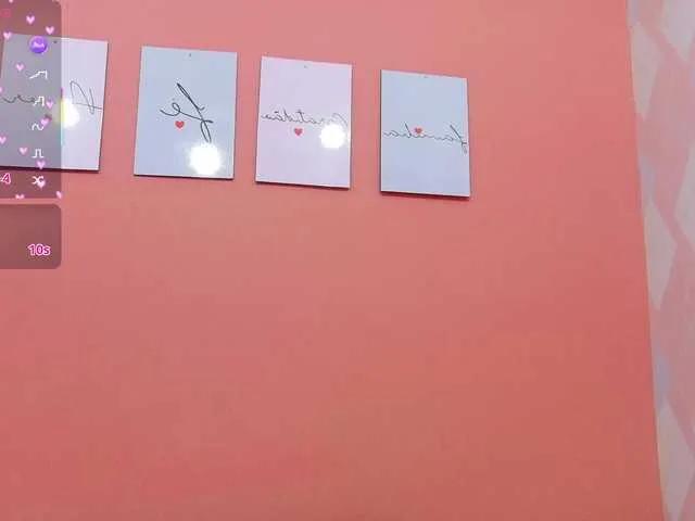 Offline playfulcurvy on BongaCams