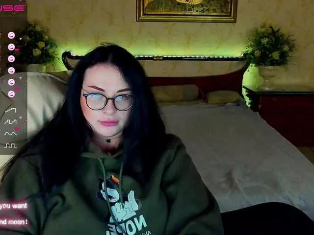 Freechat PollyMur on BongaCams