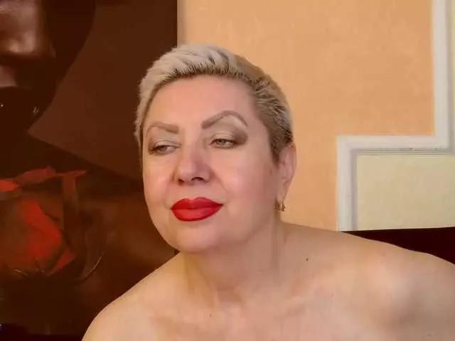 Offline PoshLadyx on BongaCams