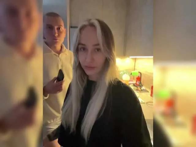 Offline QueenKing on BongaCams