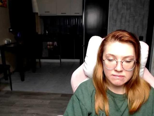 Offline Regimasmile on BongaCams