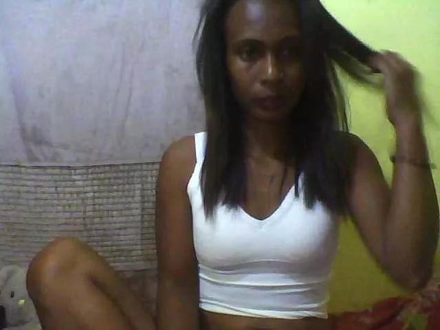 Offline Reine2delice on BongaCams