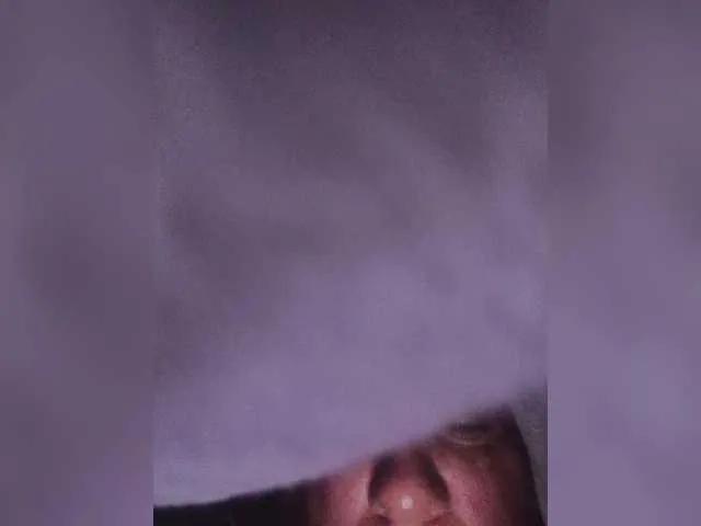 Offline Roja77 on BongaCams