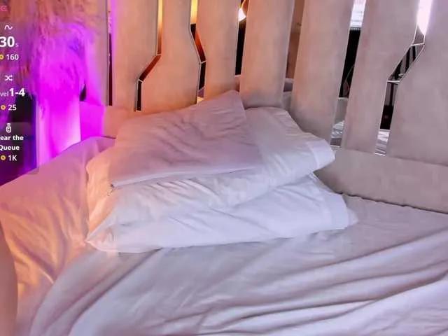 Offline Rouse1 on BongaCams