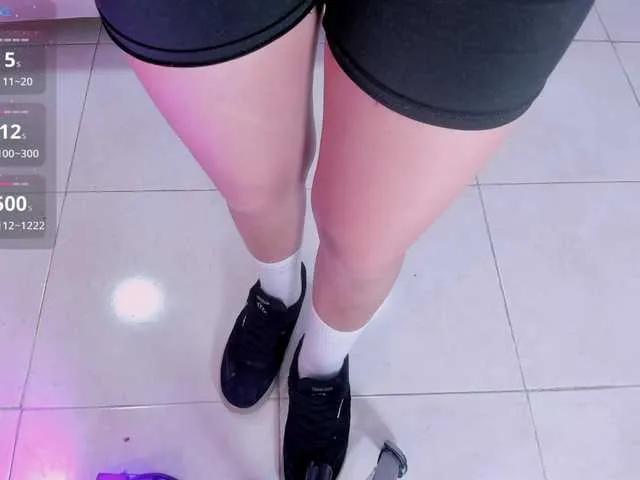 Offline roxana-mill on BongaCams