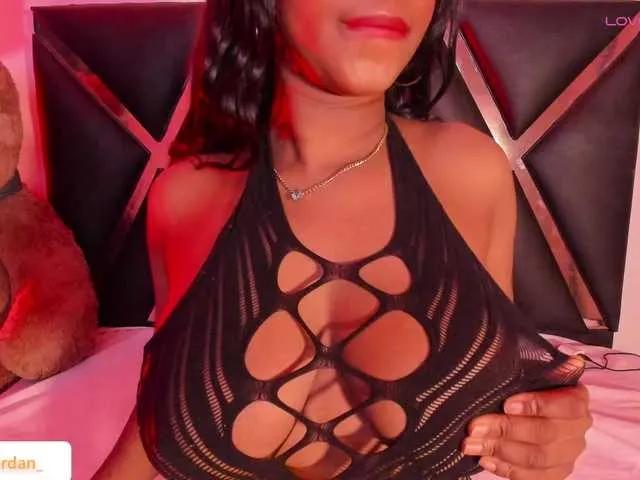 Freechat roxyjordan on BongaCams