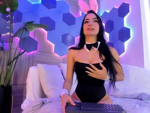 Offline RoxyLior on BongaCams