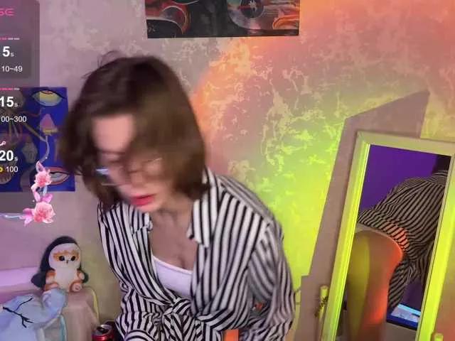 Offline RubyRedkiss on BongaCams