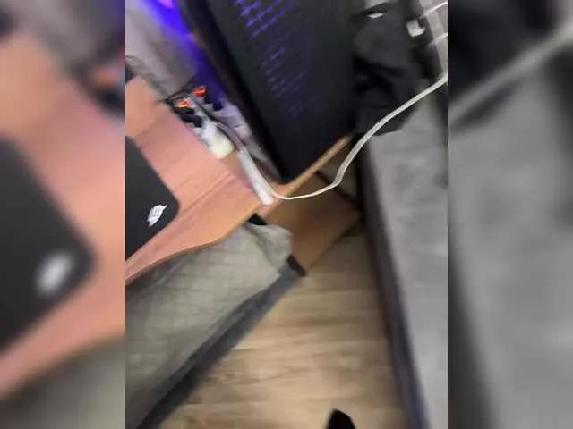 Offline rus4444 on BongaCams