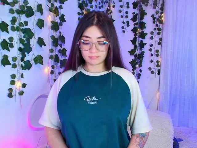 Offline Samii-Evans on BongaCams