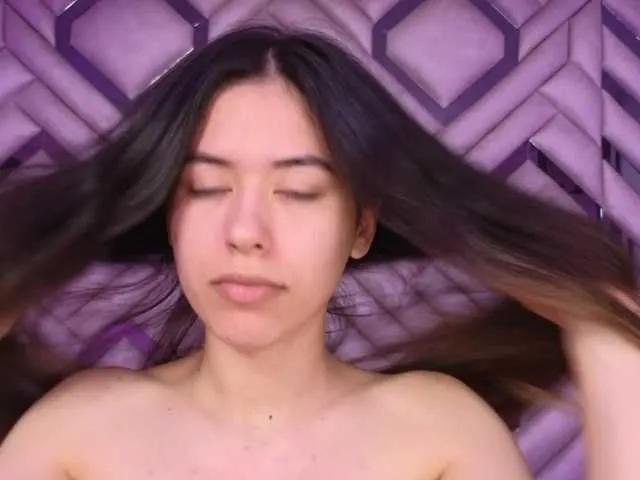 Freechat SashaCollinss on BongaCams