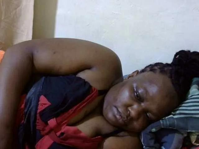 Offline sexy-ebony254 on BongaCams