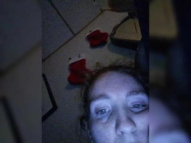 Freechat Sexyred3141-1 on BongaCams