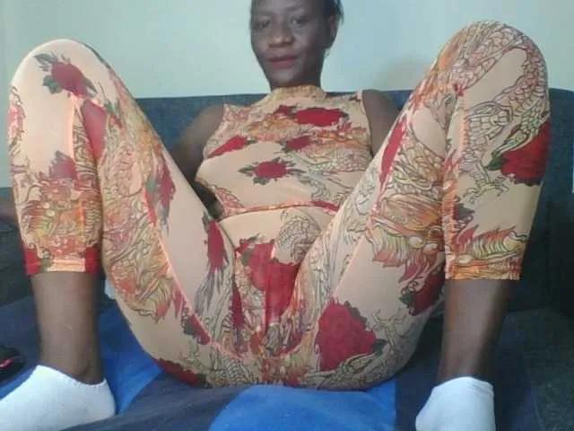 Offline Silentqueen93 on BongaCams