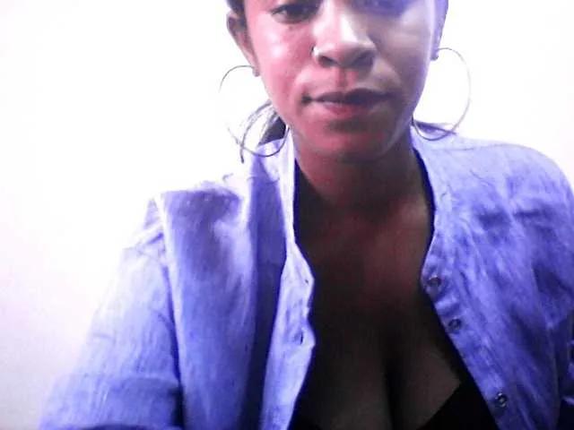 Offline silviaLaBombe on BongaCams