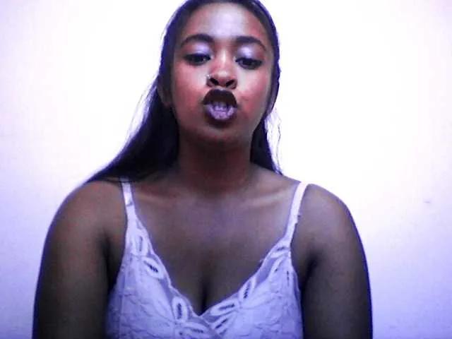 Offline silviaLaBombe on BongaCams