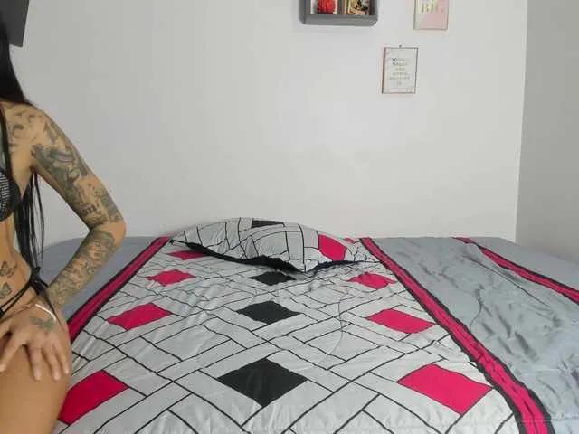 Freechat skinnysharonx1 on BongaCams