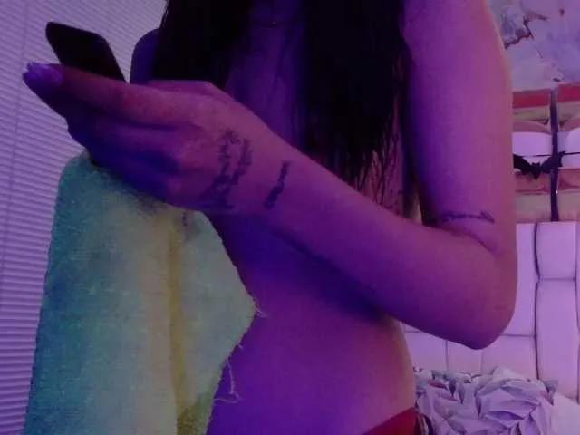 Offline slutlittlegir on BongaCams