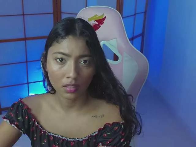 Offline Small-emilie on BongaCams