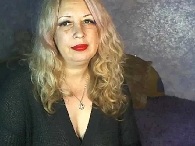 Freechat SoftGella on BongaCams