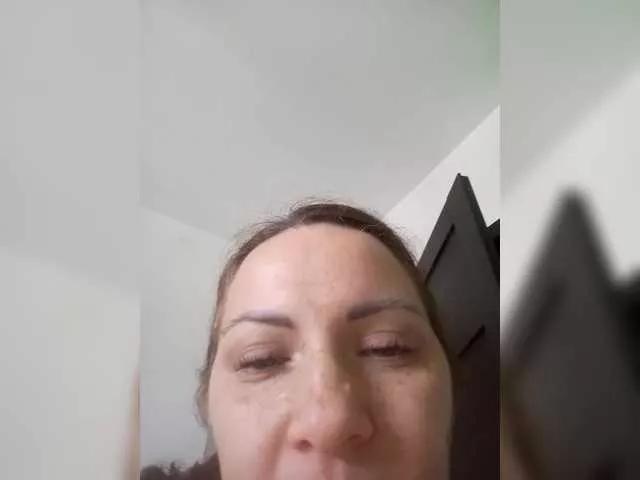 Offline SonyaManya on BongaCams