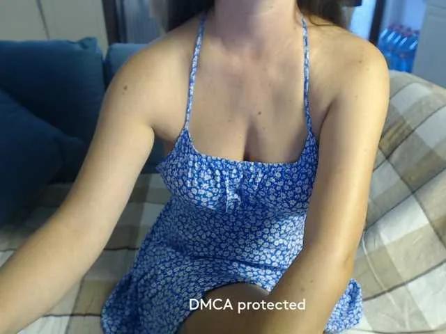 Offline sweetdreams10 on BongaCams