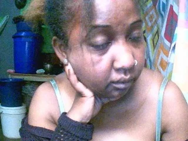 Offline Sylivinaahh on BongaCams