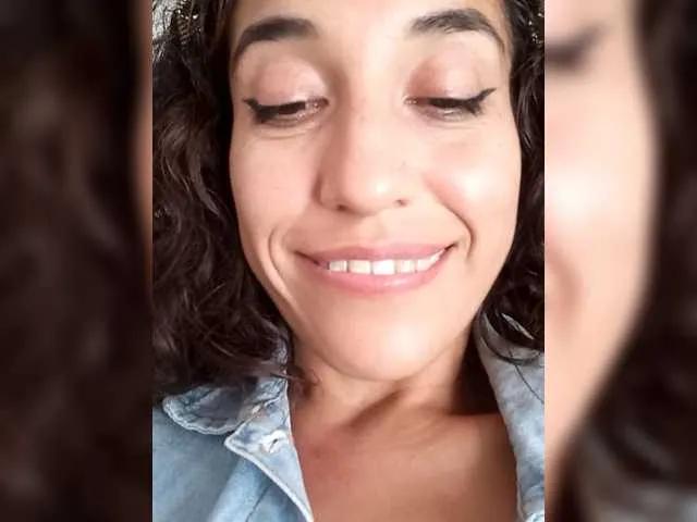 Offline TanniaMarquez on BongaCams