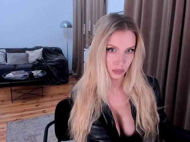 Freechat ToxicBlonde on BongaCams