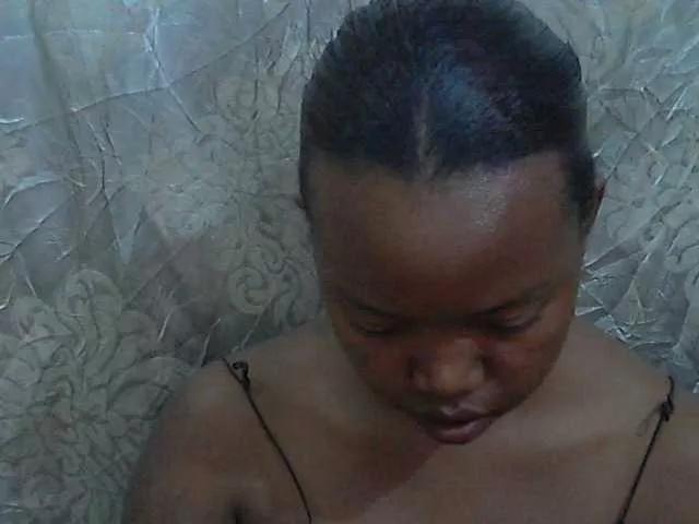 Freechat valeria223 on BongaCams