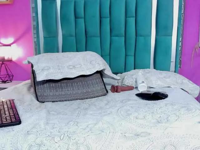 Offline VALERYANDERSON on BongaCams