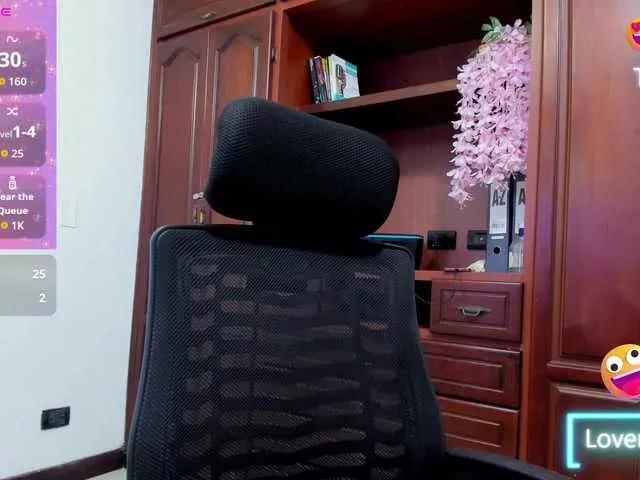 BongaCams ValkiriaContee is Freechat ValkiriaContee — It excites me the real connection ... those looks that say more than a thousand words, the sincere compliments in the ear (even if we are through a screen), and see how you let yourself be carried away by desire.