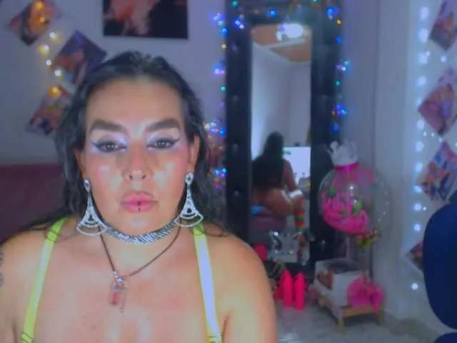 Offline vanesaalatina on BongaCams