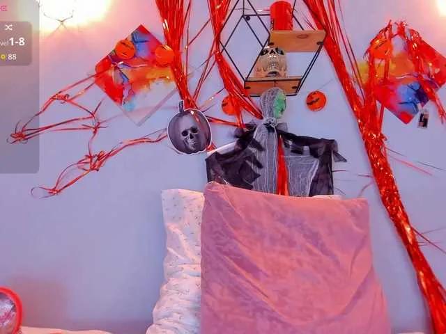 Offline Violethorny05 on BongaCams