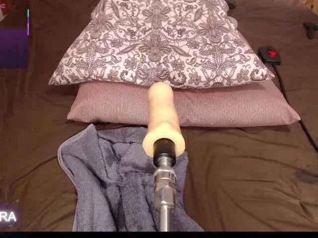 Offline VioletNice on BongaCams